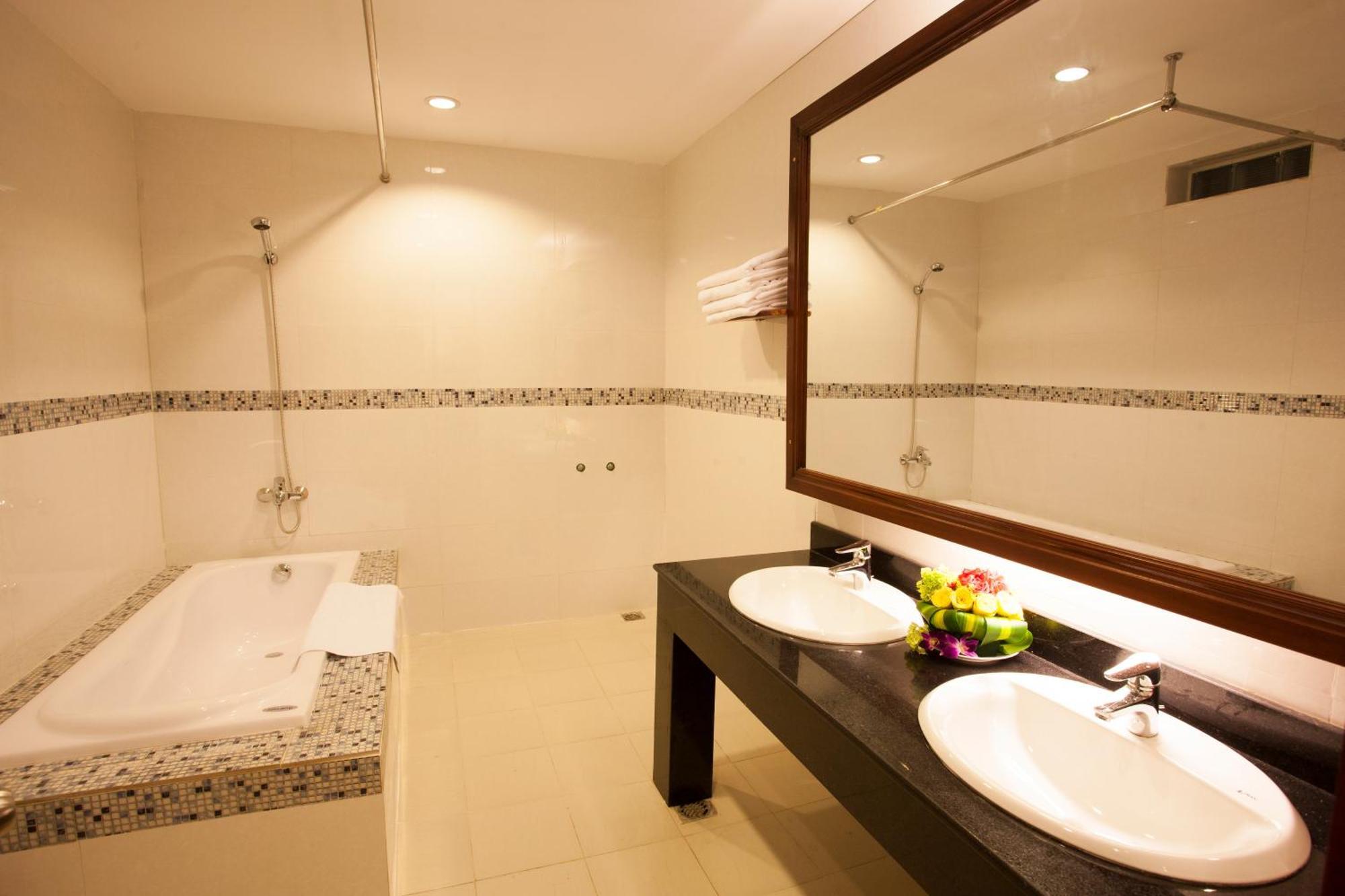 Anh Dao Mekong 2 Hotel Can Tho Bagian luar foto
